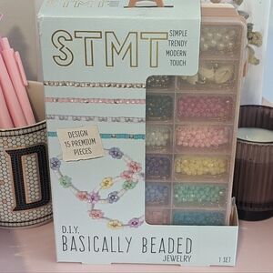STMT DIY Beaded Jewelry Kit NWT!